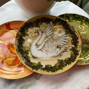 Pottery Barn 12 Days of Christmas Plate Set